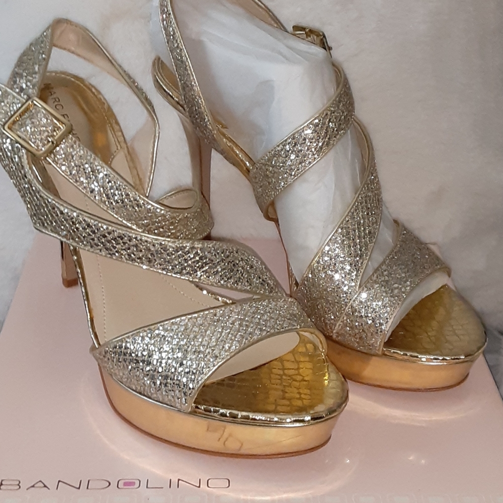 Bandolino Strappy Sandals